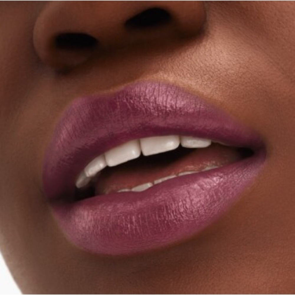 MAC Lustreglass Lipstick in Holiday Jams Limited Edition- New